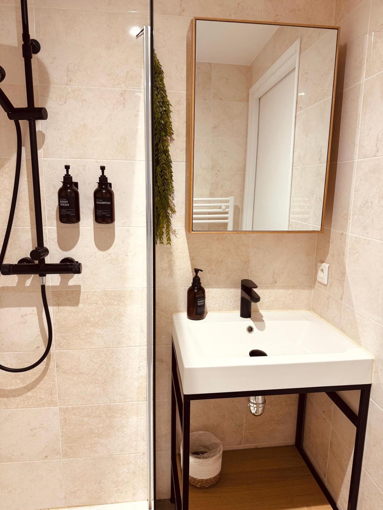 Claelle Appartment - 200M Beach Mandelieu Dış mekan fotoğraf